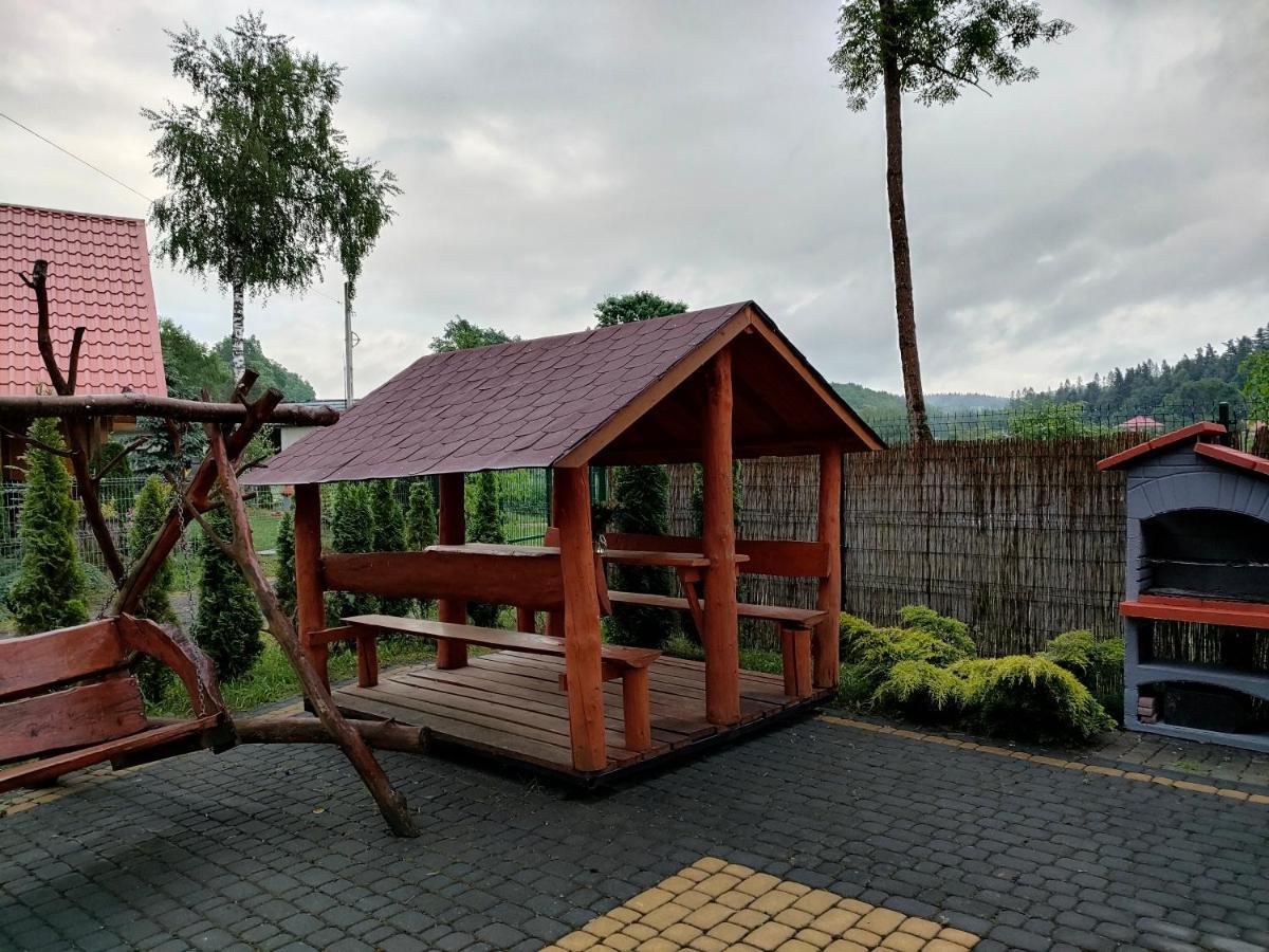 Domki I Pokoje U Borsa เลสโก ภายนอก รูปภาพ